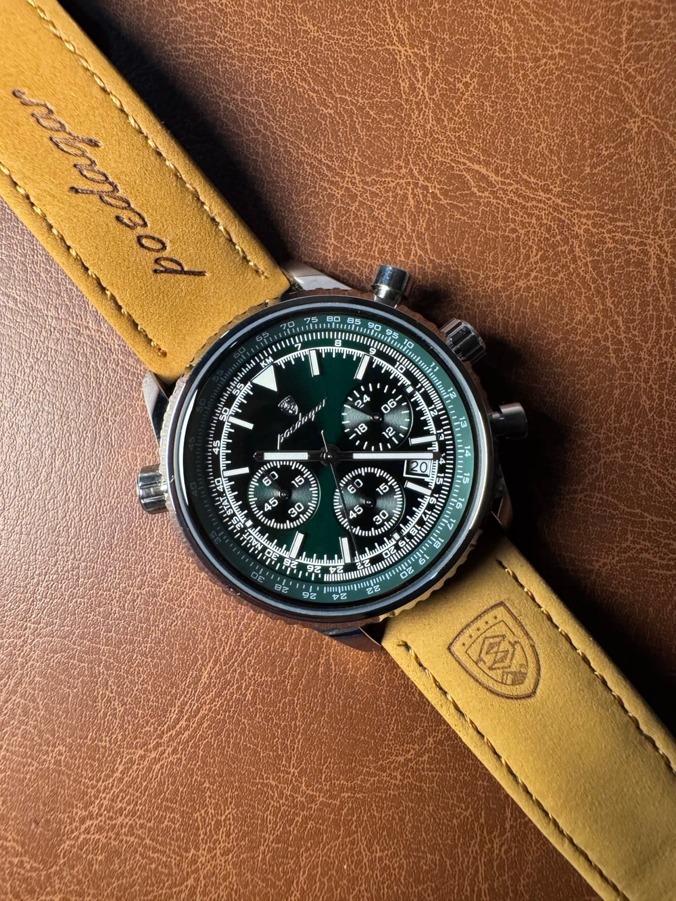 AVIATOR WATCH PHOTO